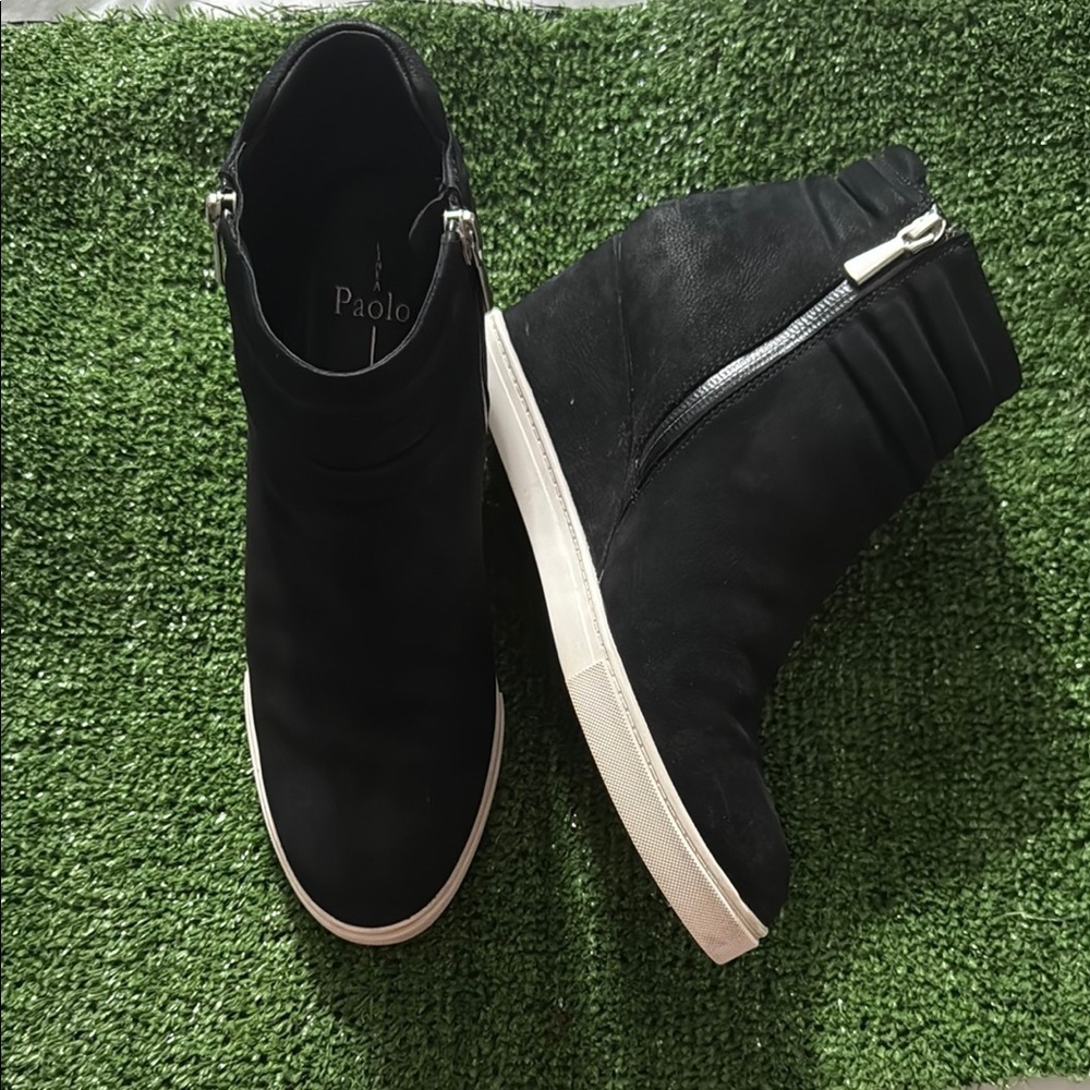 L Paolo Black Suede Platform Wedge Boots High-Top Design, Zipper Sides